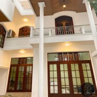 LUXURY PROPERTY FOR RENT AT ABDUL CAFFOOR MAWATHA,   COLOMBO 03      